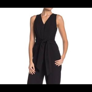 Vince Camuto v-neck tie-waist jumpsuit NWT